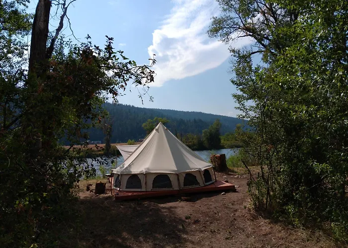 Snake River Glamping