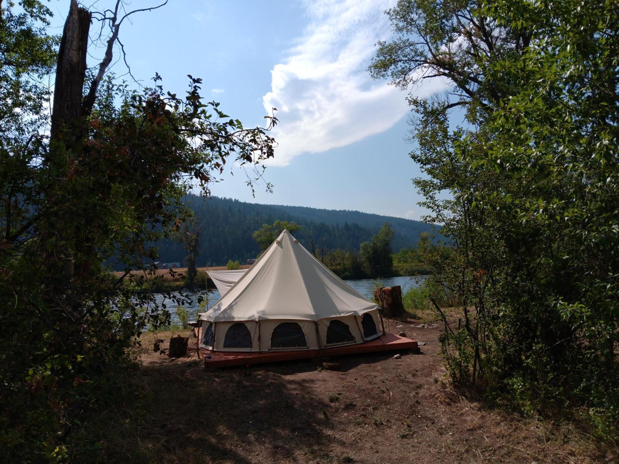 Tente de luxe Snake River Glamping Irwin